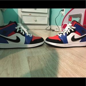 Air Jordan one mid GS!